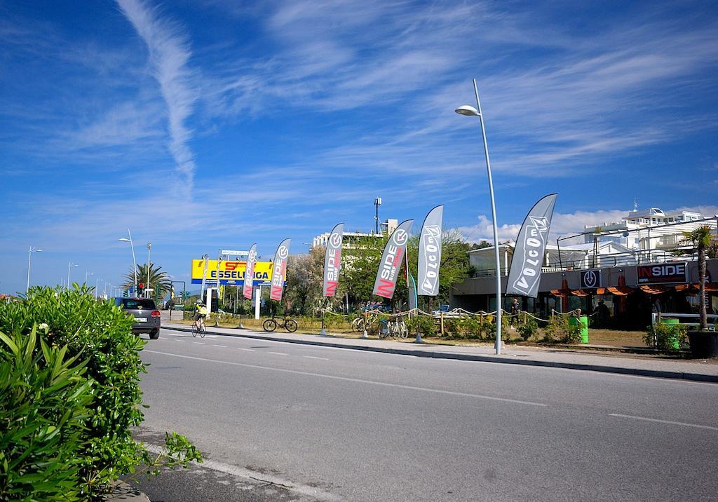Hotel Lido Inn Lido di Camaiore Exterior foto